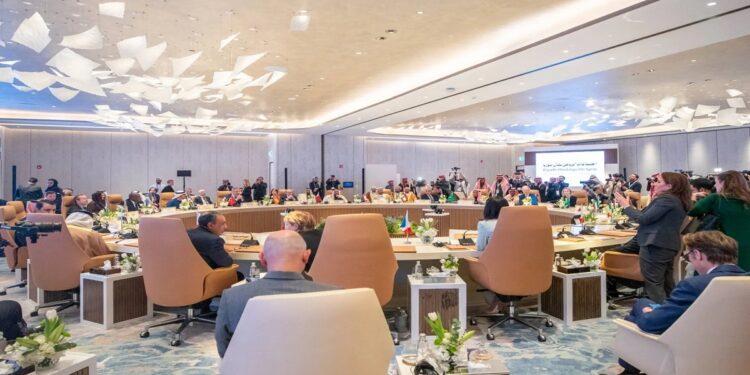 مجلس التعاون الخليجي يؤكد دعمه الشامل لسوريا