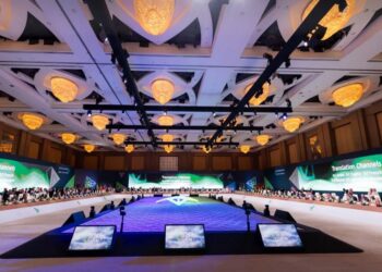 بريطانيا والسعودية تتعاونان في المعادن الحرجة والطاقة النظيفة