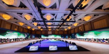 بريطانيا والسعودية تتعاونان في المعادن الحرجة والطاقة النظيفة