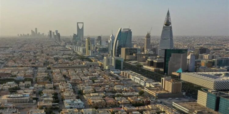 دول الخليج تتوقع ناتجًا محليًا بقيمة 6 تريليونات دولار في 2025