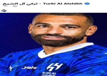 صورة محمد صلاح بقميص «الهلال» تعزز التكهنات برحيله عن ليفربول