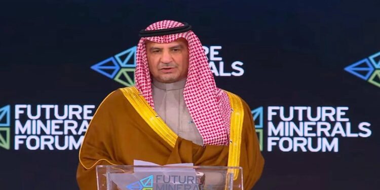 المديفر: السعودية تستهدف استثمارات جديدة في قطاع المعادن بـ100 مليار دولار
