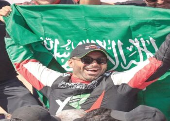 الراجحي أول سعودي يتوّج برالي داكار في إنجاز عالمي