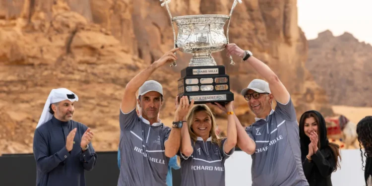 ريتشارد ميل بطلا لبطولة بولو الصحراء