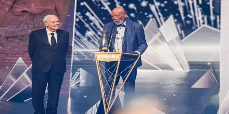 ليلة استثنائية في الرياض لتتويج نجوم الفن والترفيه بجوائز «جوي أووردز»