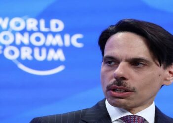 وزير الخارجية السعودي: تفاؤل حذر بشأن سوريا وزيارة قريبة إلى لبنان