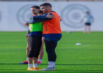 الدوري السعودي: قمة مرتقبة بين الاتحاد والشباب