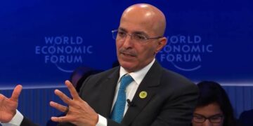 الجدعان: التعاون بين الحكومات والقطاع الخاص مهم لبناء الاقتصادات الناشئة