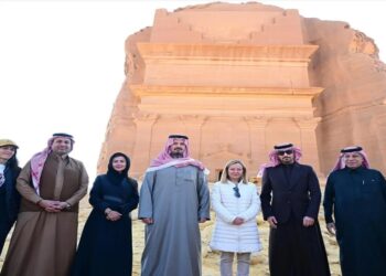 “رئيسة وزراء إيطاليا تزور العُلا والمعالم التاريخية”