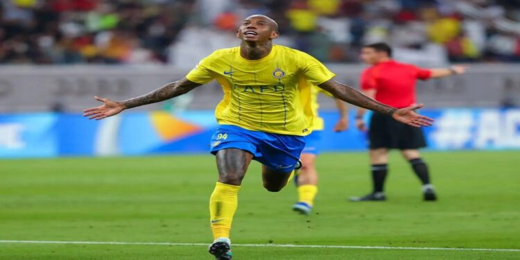 “تاليسكا في إسطنبول استعدادًا للانتقال إلى فنربخشة”