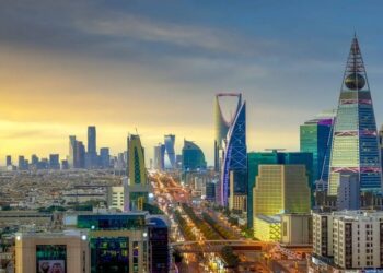 الأنشطة غير النفطية تقود نمو الاقتصاد السعودي إلى 1.3%