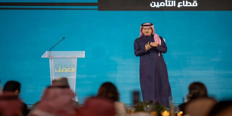 استراتيجيات سعودية تساهم في دخول 430 ألف موظف لسوق العمل