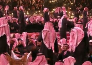 بث مباشر لليلة السامري على مسرح محمد عبده أرينا في البوليفارد سيتي