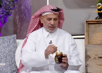 على الهواء.. محمد العامري يوضح الفرق بين العسل الطبيعي والمغشوش (فيديو)