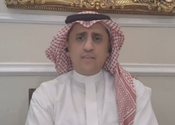 علي الحازمي: الثورة التكنولوجية أسهمت في التحول إلى البنوك الرقمية (فيديو)