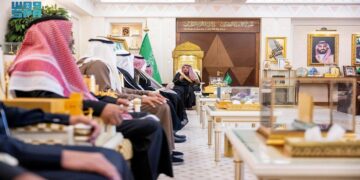 أمير القصيم يطلق رابطة المرشدين السياحيين بالمنطقة