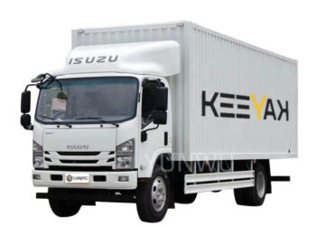 وزارة التجارة تستدعي 136 شاحنة “إيسوزو N-Series” موديل 2024