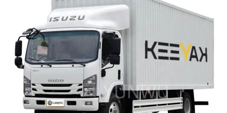 وزارة التجارة تستدعي 136 شاحنة “إيسوزو N-Series” موديل 2024