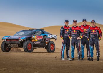 أربع أساطير وفورد رابتور “تي ون بلاس” (T1+) يخوضون رالي داكار 2025 وخمسة آلاف ميل من “التحديات