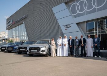 Audiتحتفل بشراكتها مع المفتاح لتأجير السيارات من خلال تسليم 100 سيارة