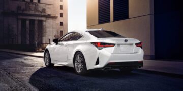 لكزس تعلن رسميًا عن إيقاف إنتاج طرازات RC و RCFمع نهاية 2025