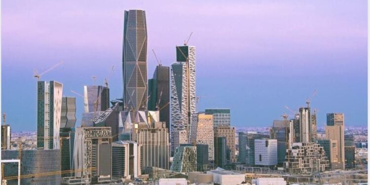 أكثر من 1.6 مليون سجل تجاري في السعودية.. قطاعات واعدة تقود النمو الاقتصادي