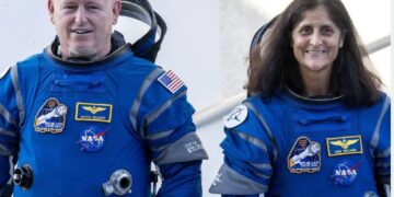 ترمب يطالب ماسك بإعادة رائدي فضاء تابعين لـ”ناسا”