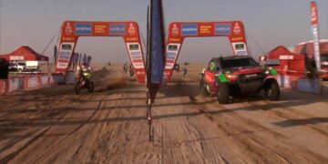 أبطال الصحراء.. يزيد الراجحي وعبدالحليم المغيرة يتألقان في رالي داكار السعودية 2025