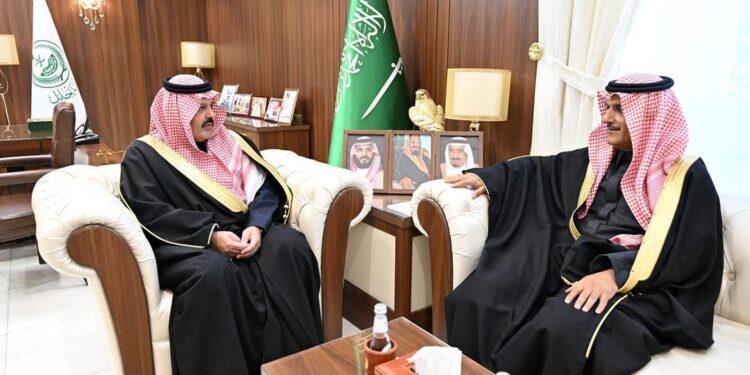أمير حائل يستقبل رئيس مجلس إدارة الجمعية السعودية لهواة اللاسلكي