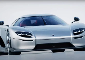 بدء إنتاج كوينيجسيج CC850 هايبركار الجديدة بقوة 1353 حصان وسعر 11.6 مليون ريال