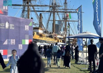 السفينة الإيطالية “أمريجو فيسبوتشي” .. تجربة ثقافية تثري ذائقة زوارها في جدة