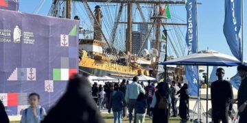 السفينة الإيطالية “أمريجو فيسبوتشي” .. تجربة ثقافية تثري ذائقة زوارها في جدة