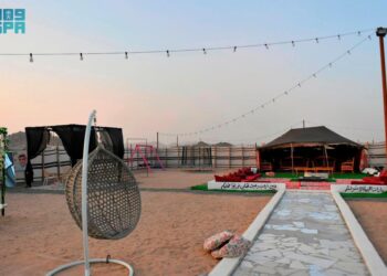 المخيمات البرية في جدة.. وجهة سياحية لعشاق الأجواء الشتوية والطبيعة البرية