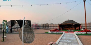 المخيمات البرية في جدة.. وجهة سياحية لعشاق الأجواء الشتوية والطبيعة البرية