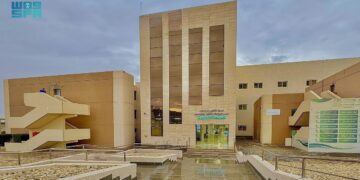 مركز القلب بالقصيم يُنقذ مريضًا بتقنية الطعوم الشريانية