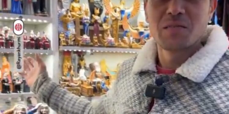 صانع تحف فرعونية: موسم الرياض فرصة ذهبية لدعم المهارات في الحرف اليدوية