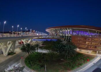 مسجلاً أعلى رقم تشغيلي في تاريخ المطارات السعودية .. . 49,1 مليون مسافر عبر مطار الملك عبدالعزيز خلال 2024