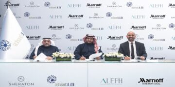 ماريوت الدولية وأليف هوسبيتاليتي وشركة أشاد يوقعون اتفاقية لافتتاح فندق شيراتون في الخبر