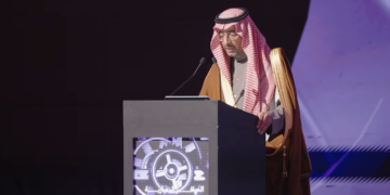 وزير الصناعة: الحوافز المعيارية تغطي نحو 35% من الاستثمار الأولي وبحد أعلى 50 مليون ريال لكل مشروع مؤهل