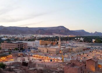 “كرنفال المنشية” في العُلا: تجربة مميزة تمزج بين التاريخ والحداثة