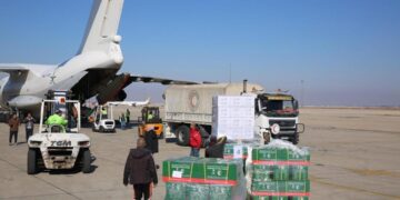 وصول الطائرة الإغاثية السعودية الرابعة لمساعدة الشعب السوري إلى مطار دمشق الدولي