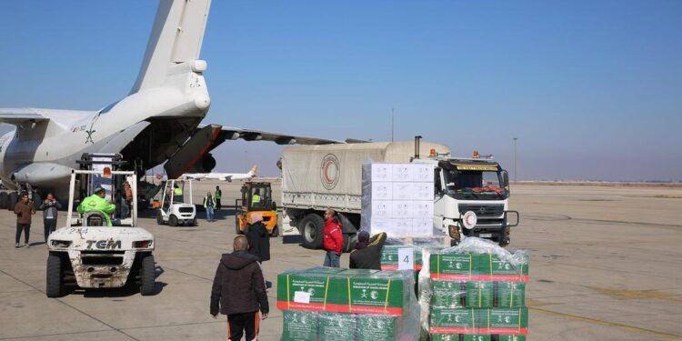 وصول الطائرة الإغاثية السعودية الرابعة لمساعدة الشعب السوري إلى مطار دمشق الدولي