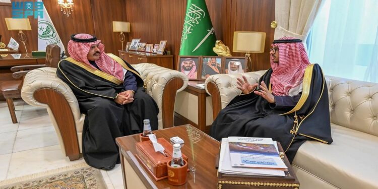 أمير حائل يتسلم تقرير إنجازات هيئة التطوير لعام 1445هـ – 2024