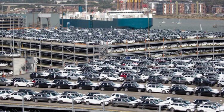 نمو مبيعات السيارات الجديدة في بريطانيا بنسبة 4.7% في 2024