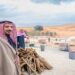 أمير القصيم يطلع على واحات المذنب ويزور معالمها الزراعية