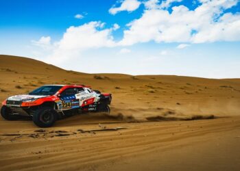 المرحلة السابعة من داكار: الراجحي يقلّص الفارق وابن سعيدان ثانيًا بفارق 24 ثانية