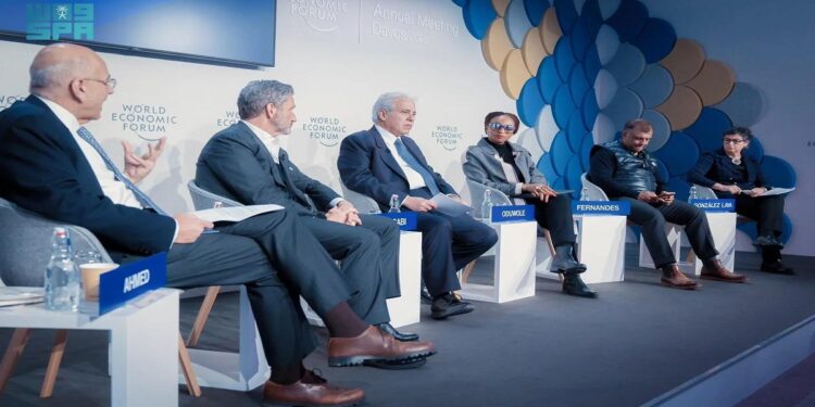 وزير التجارة: تجارة الخدمات في المملكة تصل إلى 540 مليار ريال بنمو 7% سنويًا