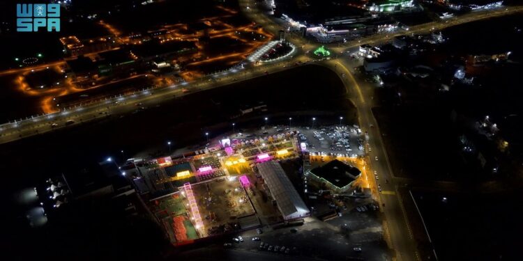 مهرجان “شتاء الباحة” للتسوق يحقق إقبالًا كبيرًا من الزوار