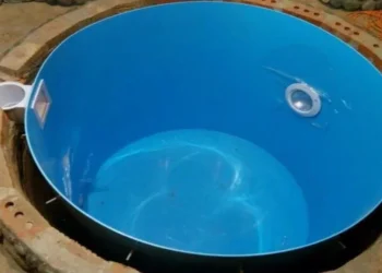 استشاري أورام تحذر: مادة الأيبوكسي مسرطنة ولا يجوز أن تحتك بمياه الخزانات (فيديو)