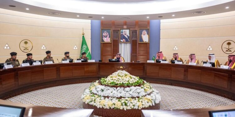 أمير القصيم يرأس اجتماع اللجنة العليا للسلامة المرورية بالمنطقة